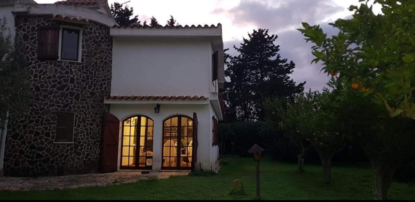 Il Giardino Di Frafa Appartement Quartu SantʼElena Buitenkant foto