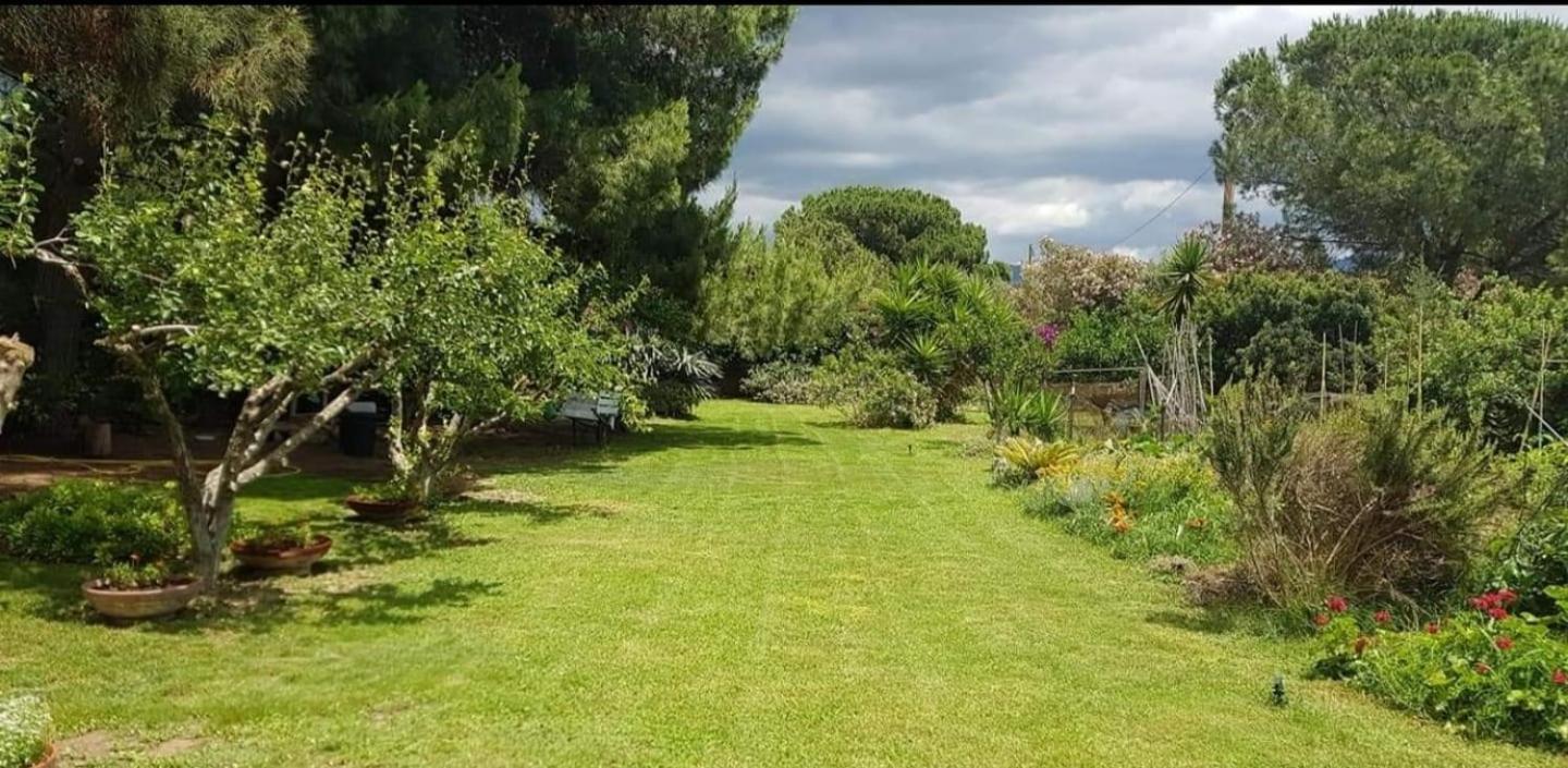 Il Giardino Di Frafa Appartement Quartu SantʼElena Buitenkant foto